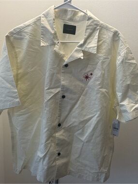 PacSun Cream Short Sleeve Shirt with Red Accent